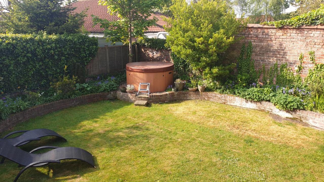 Holly Cottage, Hidden Gem In The Yorkshire Wolds Welton  Bagian luar foto