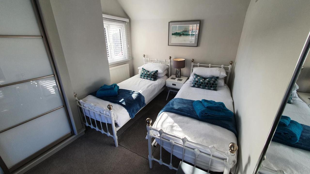 Holly Cottage, Hidden Gem In The Yorkshire Wolds Welton  Bagian luar foto