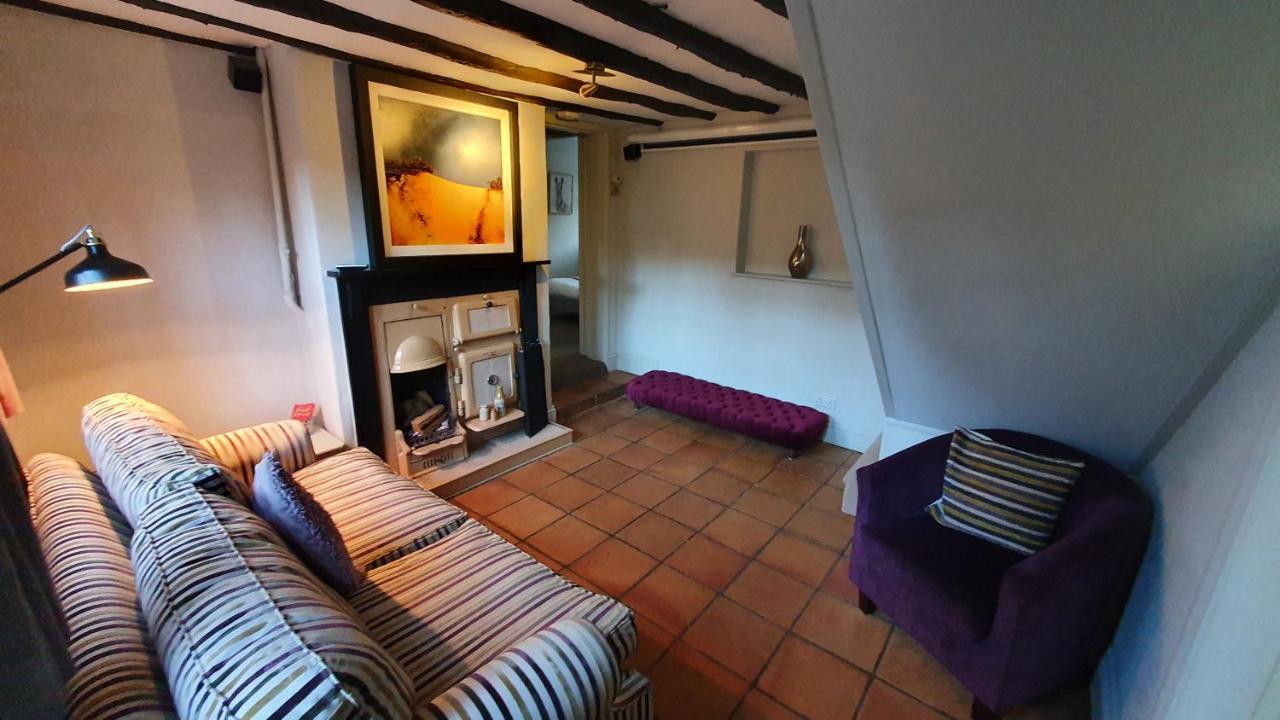 Holly Cottage, Hidden Gem In The Yorkshire Wolds Welton  Bagian luar foto